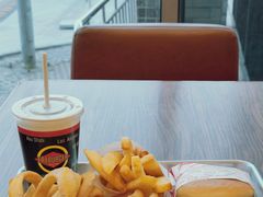 -FATBURGER 特富客汉堡(外交公寓店)