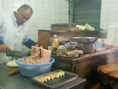 -黄阿姨锅贴大王(万航渡路店)