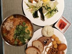 -安徽饭店·白鹭阁自助餐厅(梅山路店)