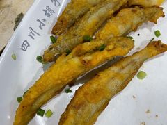 -四川小胡子海鲜(丁村万人海鲜广场店)