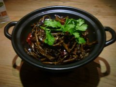 干锅茶树菇-辛香汇·现炒川菜(武进吾悦店)