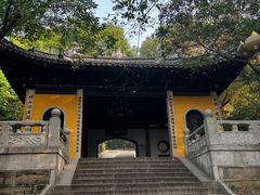 -灵岩山风景区