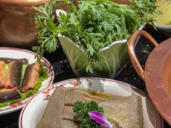 -山城鼎重庆老火锅(西安钟楼店)