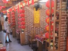 -闯关东东北农家菜(崂山石老人店)