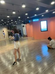 -DOS HOP潮上舞蹈