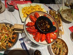 -巴厘龙虾·榜首油焖大虾(音乐学院·沿江酒馆店)