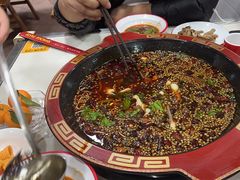-烧哥美蛙肥肠鱼火锅·十五年社区店