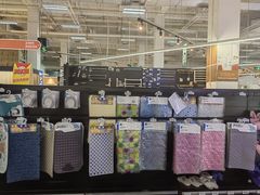 -百安居装修建材卖场(泰然店)