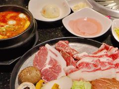 -木槿花韩式炭烤·熟成肉工坊(孙文东路店)