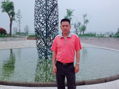 -上海滴水湖皇冠假日酒店