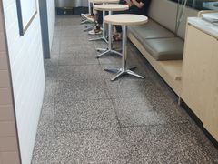 用餐区-BreadTalk面包新语(龙之梦购物中心莘庄店)