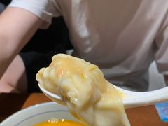 金汤黄鱼馄饨-蟹黄鱼·深夜面馆(巨鹿路店)