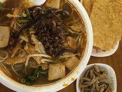 -水平有限螺蛳粉(宏达大厦店)