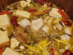 木桶酸菜鱼-中8楼风尚云南菜(颐堤港店)