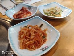 小菜-唯成•韩国炭火烤肉 유성고기