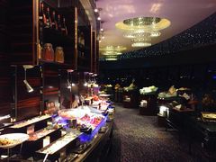 自助取餐区-广州花园酒店·凌璇阁旋转餐厅CAROUSEL360