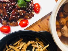 -莲池荟素食馆·12年老字号(光孝寺店)