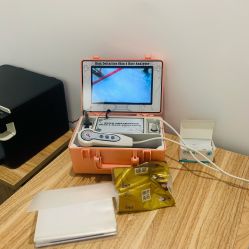 -舒欣头疗·俏丝谧语 白发脱发专业护理 