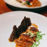 穿上国风旗袍，在百年洋楼品尝极致美食盛宴