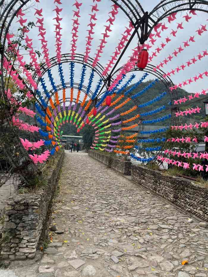 碧水湾休闲山庄-"上次去门票好像是20一个人,然后里面有很.