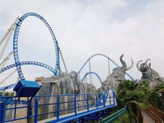 -七彩云南欢乐世界