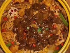 -多嘴肉蟹煲(万达店)