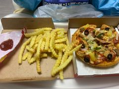 -必胜客(松雷店)