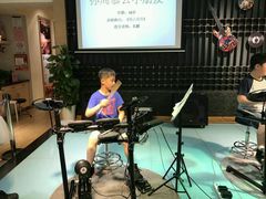 -IN-SHOW音秀音乐艺术中心 架子鼓钢琴(大宁校区)