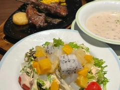 -萨莉亚意式餐厅(杭州滨江天街店)