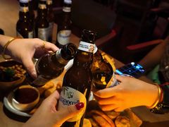 -FOUR PLAY BAR