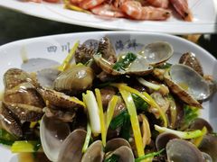 葱姜炒花甲-四川小胡子海鲜(丁村万人海鲜广场店)