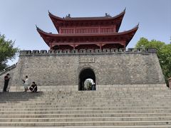 -巴陵广场