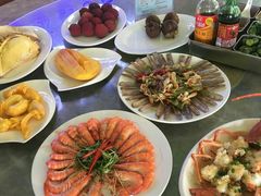 -四川小胡子海鲜(丁村万人海鲜广场店)