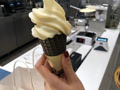 -喜茶(杭州滨江宝龙店)