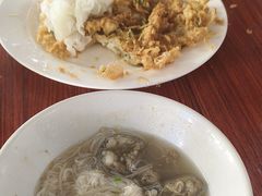 -建国蚵煎蚵面