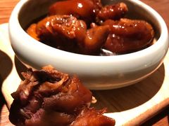 鲍鱼烧猪爪-弄堂里·寻味杭州(湖滨银泰in77C区店)