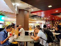 -麦当劳甜品站(高德置地广场春广场店)