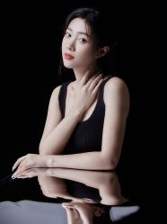 -克拉女神写真馆·匠心定制