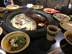 -唇辣号重庆老火锅(燕郊鑫乐汇店)