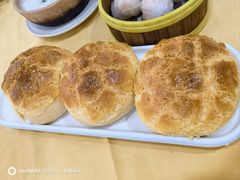 招牌流心菠萝包-吉莲利苑海鲜酒家(珠海拱北28年老字号店)