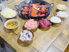 -正南齊北重庆老火锅(光华村直营店)