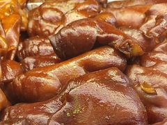 -老鼎万春卤菜(五代传承创始老店)