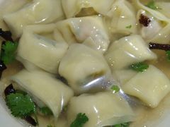 情侣大馄饨-老妈手工馄饨本帮浇头面(国权路店)