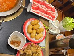 -沸炉重庆老火锅(军事博物馆店)