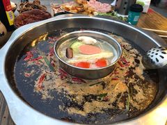 -周幺妹重庆老火锅(银泰城总店)