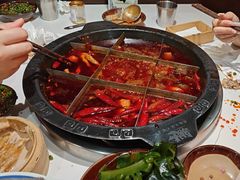 -卤校长老火锅(杨家坪直营店)