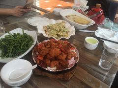 -乌镇那一年小院主题餐厅(甘泉西路店)