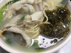 -明呈黄鱼面馆(斜土路店)