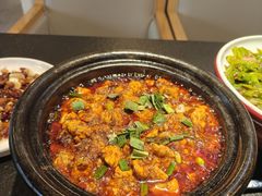 -万重锦·人文川菜馆(骡马市店)