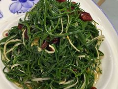 -三江源美食城